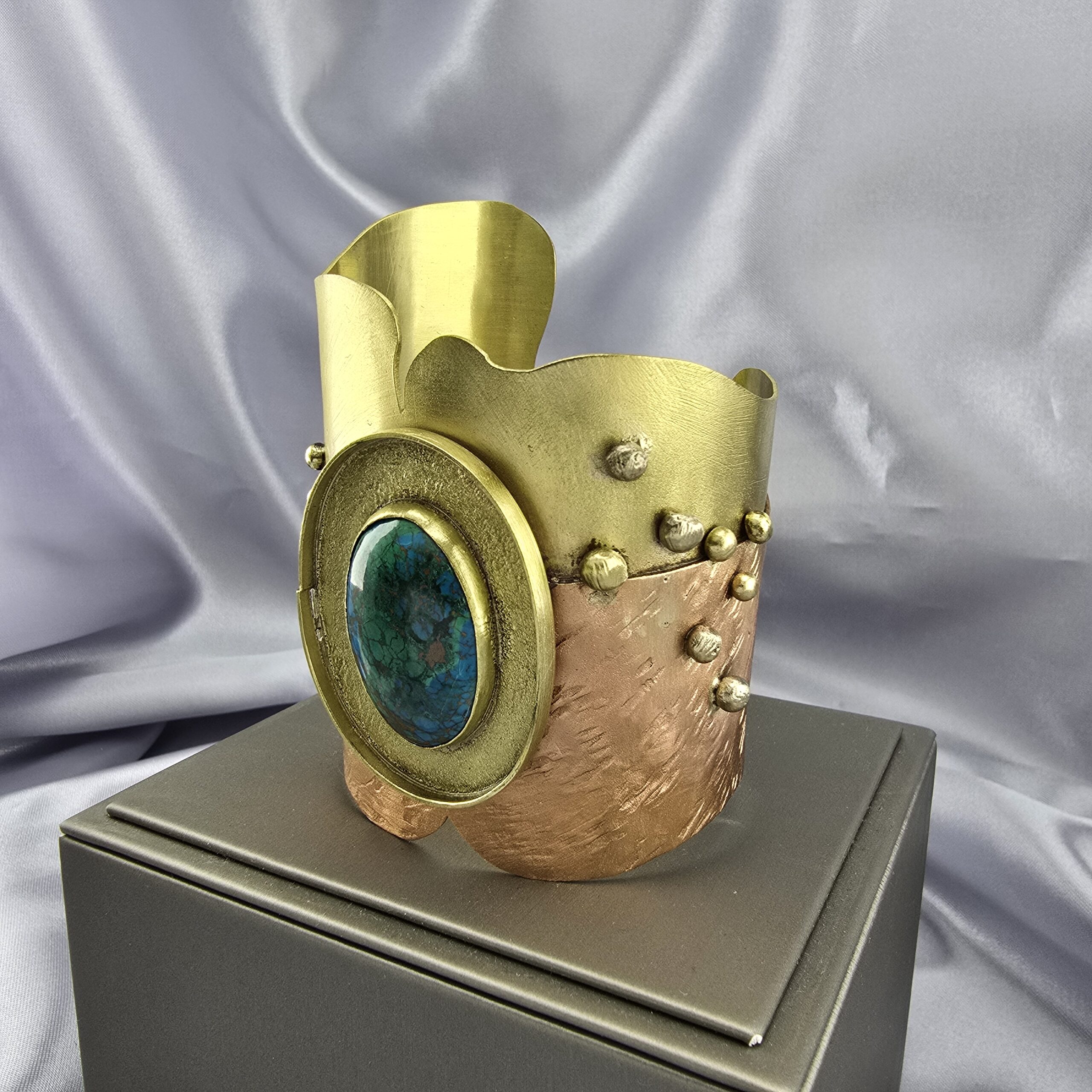 Esclava de Cobre y Bronce con Crisocola - Imagen 4