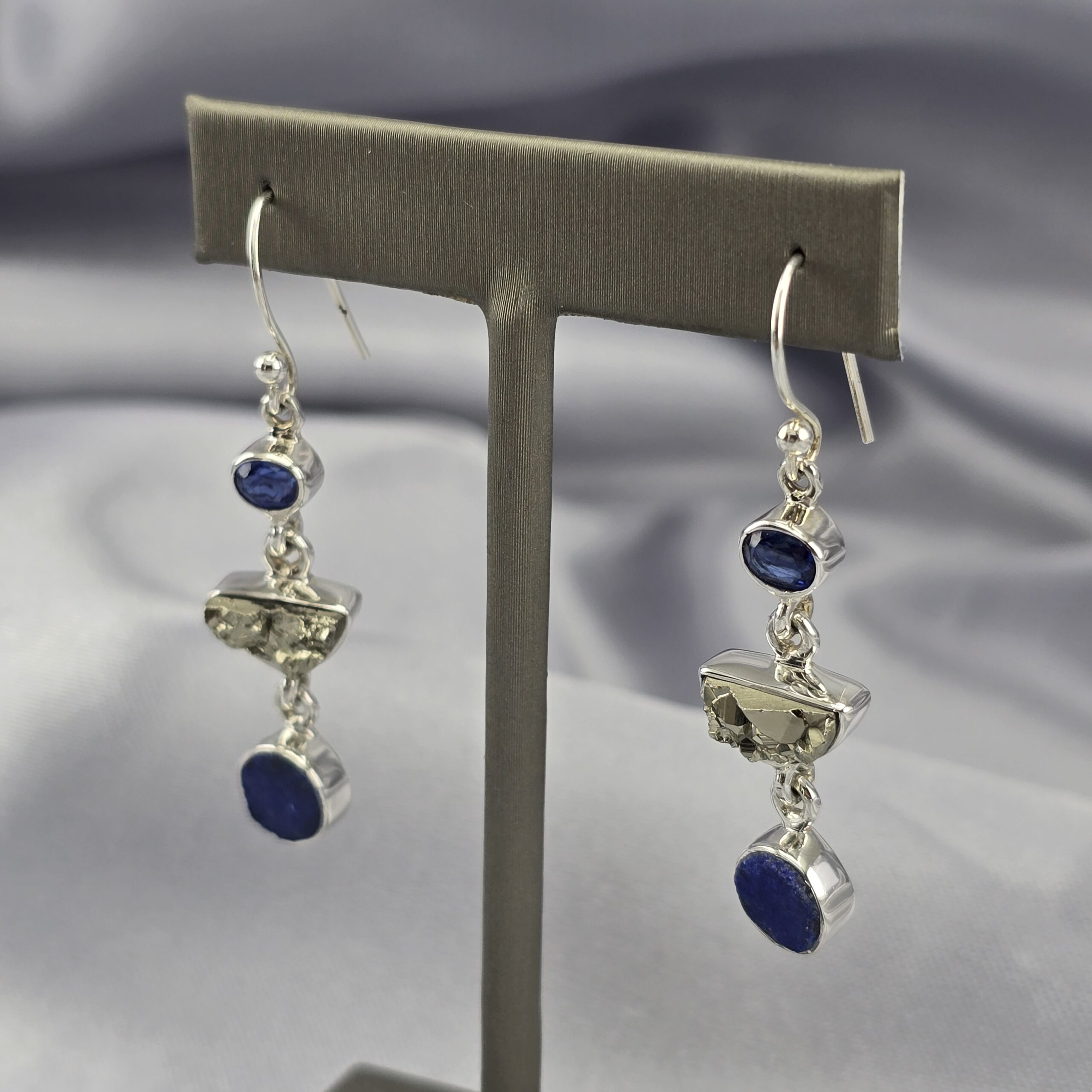 Aros Gancho de Plata con Lapislázuli y Pirita - Imagen 3