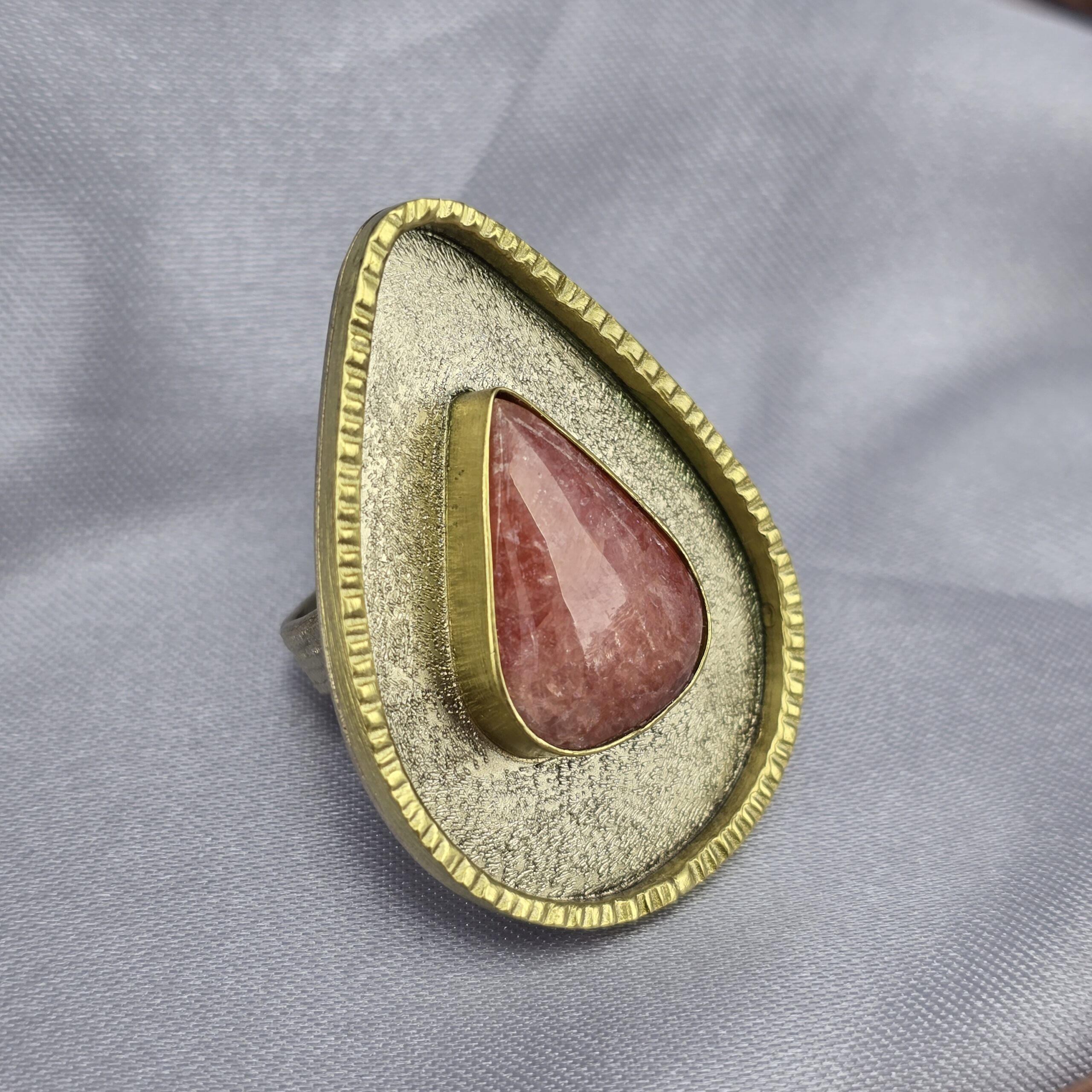 Collar de Cobre, Bronce y Rodocrosita - Imagen 3