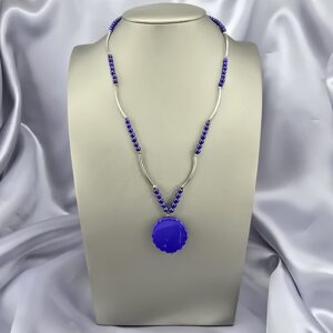 Collar Cumbres de Plata: Esferas de Azul Real