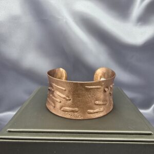 Brazalete Aluvión: Cobre Satinado