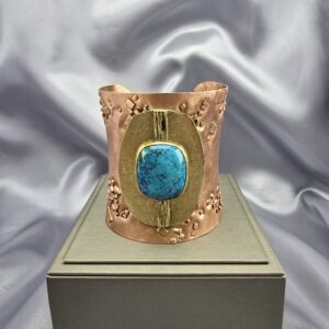 Brazalete Tierra de Fuego: Cobre, Bronce y Turquesa