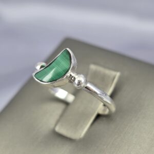 Anillo Media Luna Foresta | Plata y Malaquita