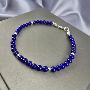 Pulsera Pulida: Cuentas de Lapislázuli y Plata