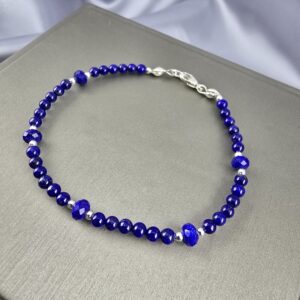 Pulsera Aurora Azul: Cuentas de Lapislázuli y Plata