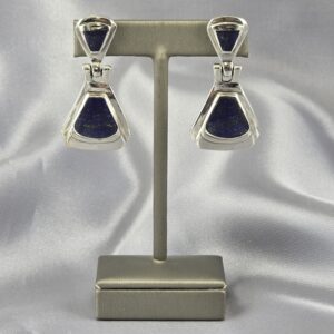 Aros Articulados de Silueta Trapezoidal en Lapislázuli Seleccionado